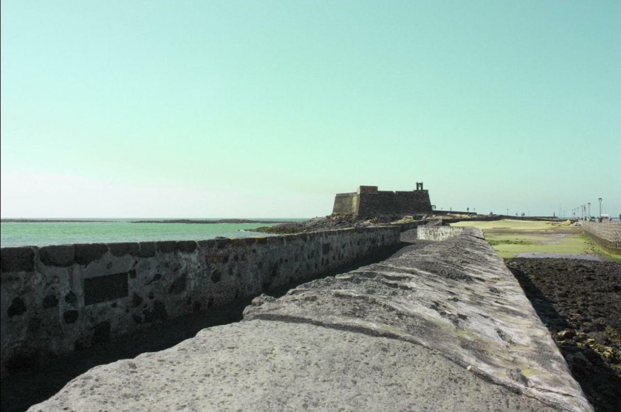 Arrecife Apartment Luaran gambar